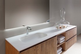 Plan Vasque CORIAN® + Meuble Suspendu en Wood Chêne Massif - 3 Tiroirs et 2 Niches  | 3298